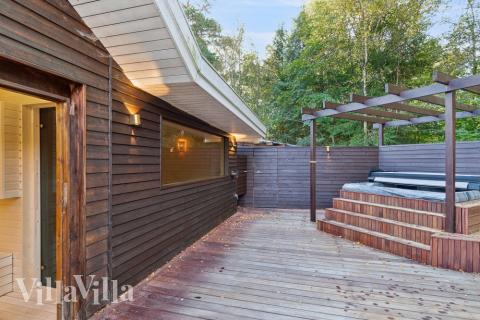 Dieses schöne Poolhaus Nr. 414 mit Platz für 22 Personen liegt in Nordseeland