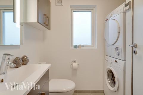 Eines der Badezimmer im Luxusferienhaus Nr. 723