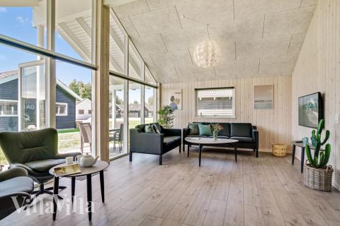 Aufenthaltsraum mit Platz für 12 im Luxusferienhaus Nr. 718.