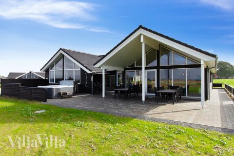 Schickes Ferienhaus Nr. 424 mit viel Platz für bis zu 14 Personen