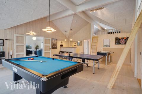 Aktivitätsraum im Luxusferienhaus Nr. 429 mit 12 Schlafzimmern und Platz für 30 Gäste.