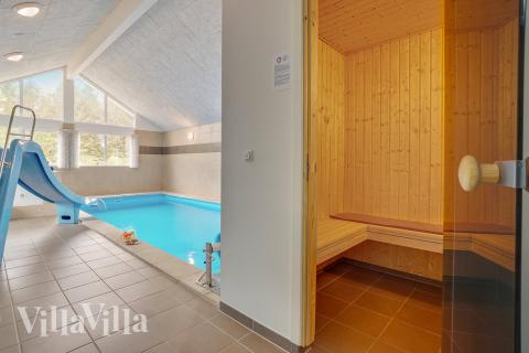 Genießen Sie die heiße Sauna im Luxusferienhaus Nr. 429 für 30 Personen