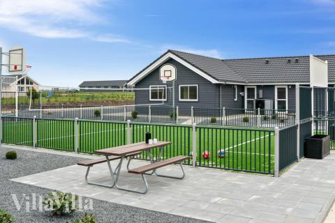 Neben den vielen schönen Stunden, die man im Poolbereich des Hauses verbringen kann, bietet das Luxusferienhaus 431 auch zahlreiche Freizeitangebote im Freien