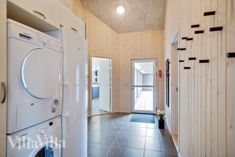 Der geräumige Eingangsbereich im Luxusferienhaus Nr. 431 in Limfjord