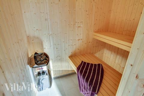 Genießen Sie die heiße Sauna im Luxusferienhaus Nr. 435 für 18 Personen