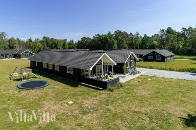 Schönes Poolhaus Nr. 435 mit Aktivitätsraum in Asserbo, Nordseeland – Ferienhaus mit Pool nahe Strand und Wald in Dänemark
