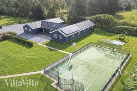 Dieses schöne Poolhaus Nr. 440 mit Platz für 24 Personen liegt in Nordjütland