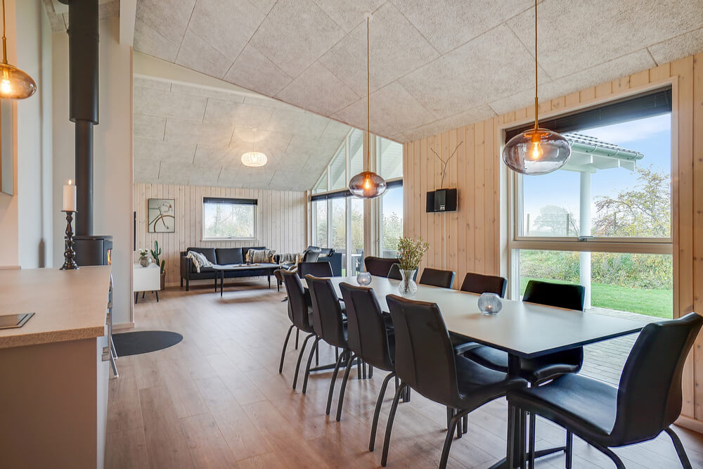 Der Aufenthaltsraum bietet Platz für 10 Personen, wenn ihr das Ferienhaus 725 in Deutschland besucht.