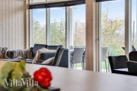 Gut ausgestattete Küche im Luxusferienhaus Nr. 725 in Deutschland.