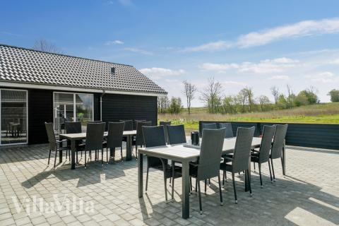 Das Luxusferienhaus Nr. 441 hat eine tolle Terrasse, die mit hochwertigen Gartenmöbeln für 26 Personen ausgestattet ist.