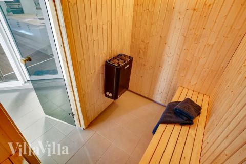 Genießen Sie die heiße Sauna im Luxusferienhaus Nr. 446 für 30 Personen