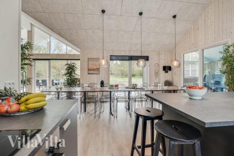 Die Küche in dem Luxusferienhaus Nr. 434 ist so gut ausgestattet, dass man problemlos Mahlzeiten für 20 Personen zubereiten kann.