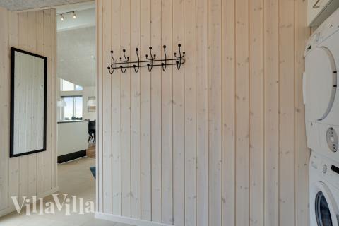 Der geräumige Eingangsbereich im Luxusferienhaus Nr. 437 in Fünen und seine Inseln