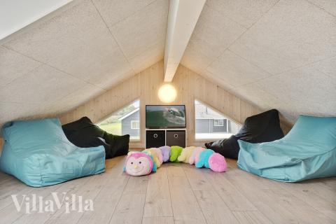 Einige der 20 Schlafgelegenheiten befinden sich im Luxusferienhaus Nr. 453 auf dem ausgebauten Dachboden