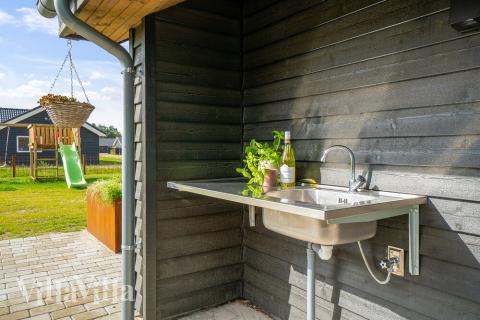 Dieses schicke Luxusferienhaus Nr. 453 für 20 Personen liegt in Westjütland