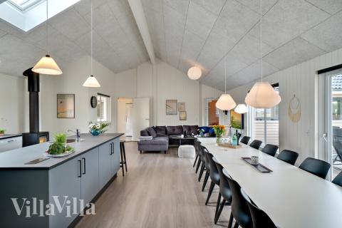 Aufenthaltsraum mit Platz für 20 im Luxusferienhaus Nr. 463.