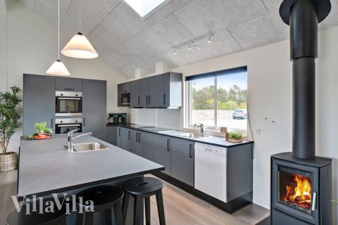 Die Küche in dem Luxusferienhaus Nr. 463 ist so gut ausgestattet, dass man problemlos Mahlzeiten für 20 Personen zubereiten kann.