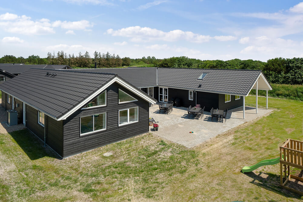 Dieses schöne Poolhaus Nr. 461 mit Platz für 24 Personen liegt in Westjütland