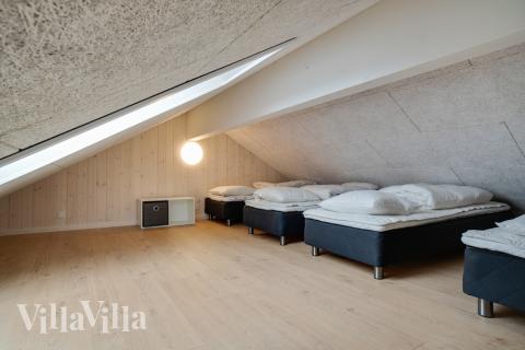 Einige der 20 Schlafgelegenheiten befinden sich im Luxusferienhaus Nr. 465 auf dem ausgebauten Dachboden