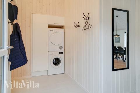 Der geräumige Eingangsbereich im Luxusferienhaus Nr. 449 in Bornholm