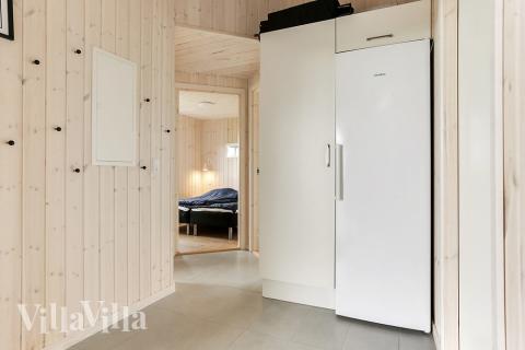 Der geräumige Eingangsbereich im Luxusferienhaus Nr. 445 in Lolland/Falster/Mön