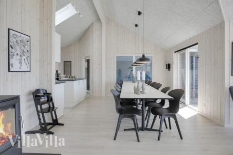 Der Aufenthaltsraum bietet Platz für 16 Personen, wenn ihr das Ferienhaus 459 in Lolland/Falster/Mön besucht.