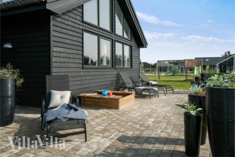 Das Luxusferienhaus Nr. 464 hat eine tolle Terrasse, die mit hochwertigen Gartenmöbeln für 16 Personen ausgestattet ist.