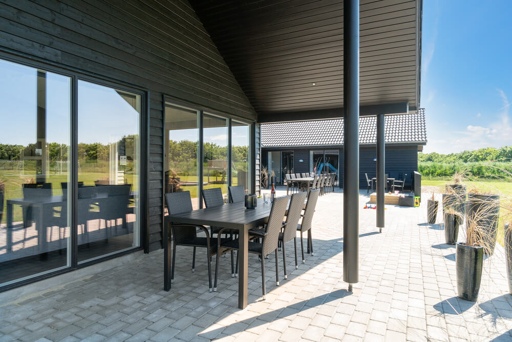 Das Luxusferienhaus Nr. 462 hat eine tolle Terrasse, die mit hochwertigen Gartenmöbeln für 26 Personen ausgestattet ist.