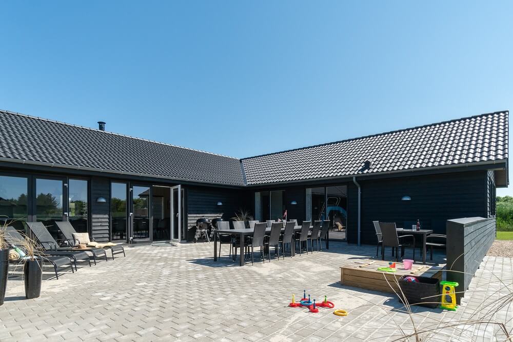 Große Terrasse am Luxusferienhaus Nr. 462 in Westjütland.