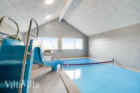 Der schicke Pool im Luxusferienhaus Nr. 478 für 18 Personen