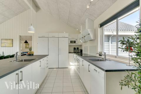 Die Küche im Luxusferienhaus Nr. 480 ist gut eingerichtet.