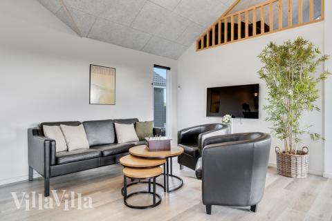 Die Couchecke im Luxusferienhaus Nr. 486 in Westjütland.