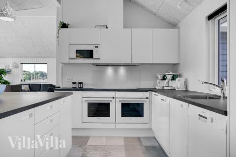 Die Küche im Luxusferienhaus Nr. 490 ist gut eingerichtet.