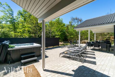Große Terrasse am Luxusferienhaus Nr. 494 in Nordjütland.