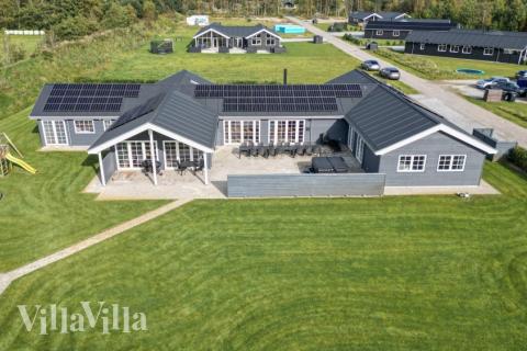 Dieses schöne Poolhaus Nr. 500 mit Platz für 26 Personen liegt in Nordjütland