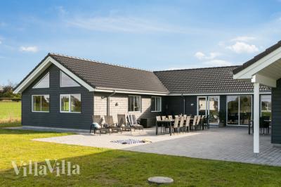 Dieses schöne Poolhaus Nr. 730 mit Platz für 24 Personen liegt in Deutschland