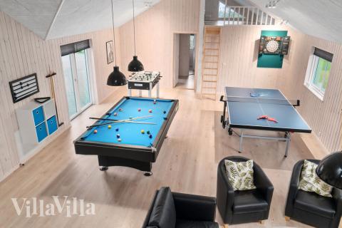 Neben den vielen schönen Stunden, die man im Poolbereich des Hauses verbringen kann, bietet das Luxusferienhaus 730 auch Spielevergnügen bei Billard/Tischtennis und Darts
