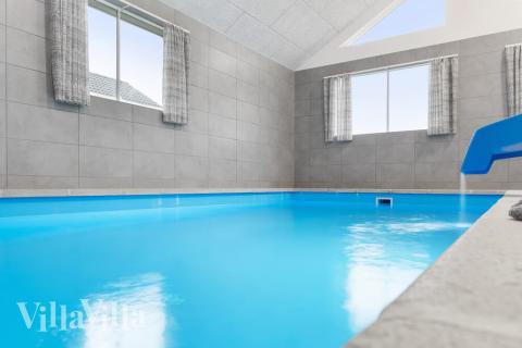 Der schicke Pool im Luxusferienhaus Nr. 728 für 24 Personen