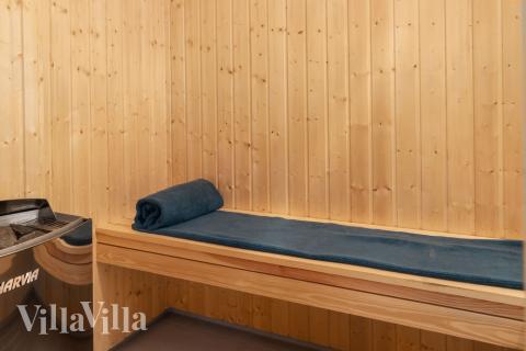 Genießen Sie die heiße Sauna im Luxusferienhaus Nr. 728 für 24 Personen
