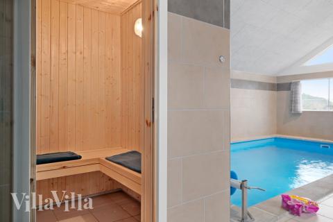 Genießen Sie die heiße Sauna im Luxusferienhaus Nr. 732 für 20 Personen