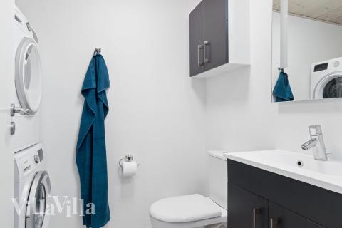 Eines der Badezimmer im Luxusferienhaus Nr. 732