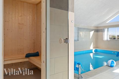 Genießen Sie die heiße Sauna im Luxusferienhaus Nr. 731 für 20 Personen