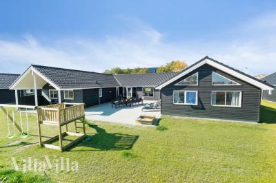 Dieses schöne Poolhaus Nr. 731 mit Platz für 20 Personen liegt in Deutschland