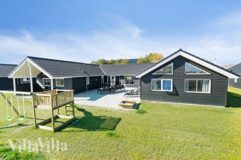 Dieses schöne Poolhaus Nr. 731 mit Platz für 20 Personen liegt in Deutschland