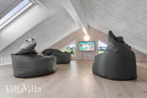 Einige der 24 Schlafgelegenheiten befinden sich im Luxusferienhaus Nr. 729 auf dem ausgebauten Dachboden