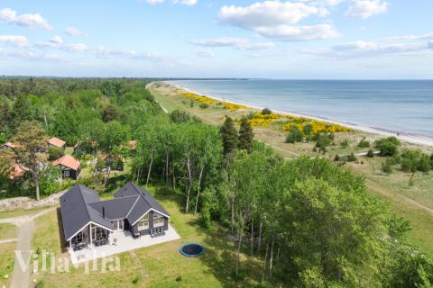 Dieses schöne Poolhaus Nr. 503 mit Platz für 18 Personen liegt in Lolland/Falster/Mön