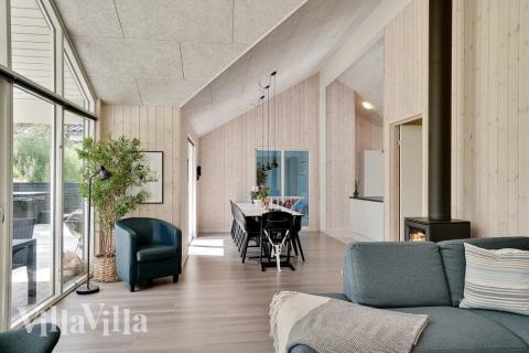 Aufenthaltsraum mit Platz für 14 im Luxusferienhaus Nr. 519.