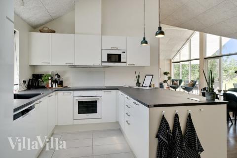 Die Küche in dem Luxusferienhaus Nr. 519 ist so gut ausgestattet, dass man problemlos Mahlzeiten für 14 Personen zubereiten kann.