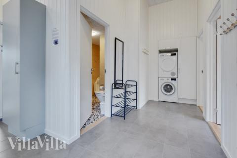 Der geräumige Eingangsbereich im Luxusferienhaus Nr. 511 in Lolland/Falster/Mön