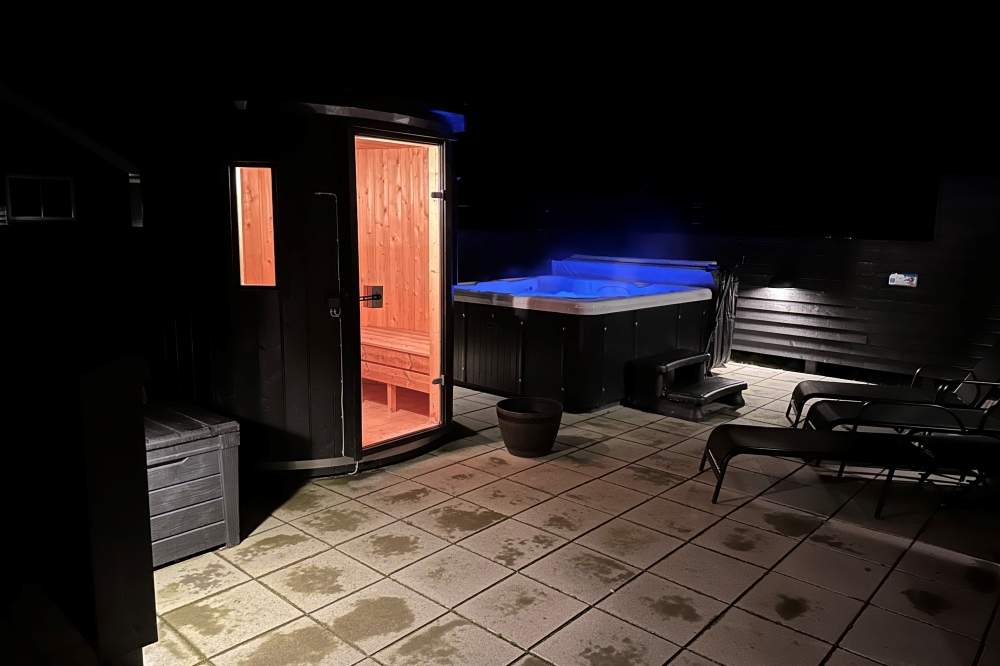 Das Luxusferienhaus Nr. 511 bietet u. a. einen tollen Whirlpool